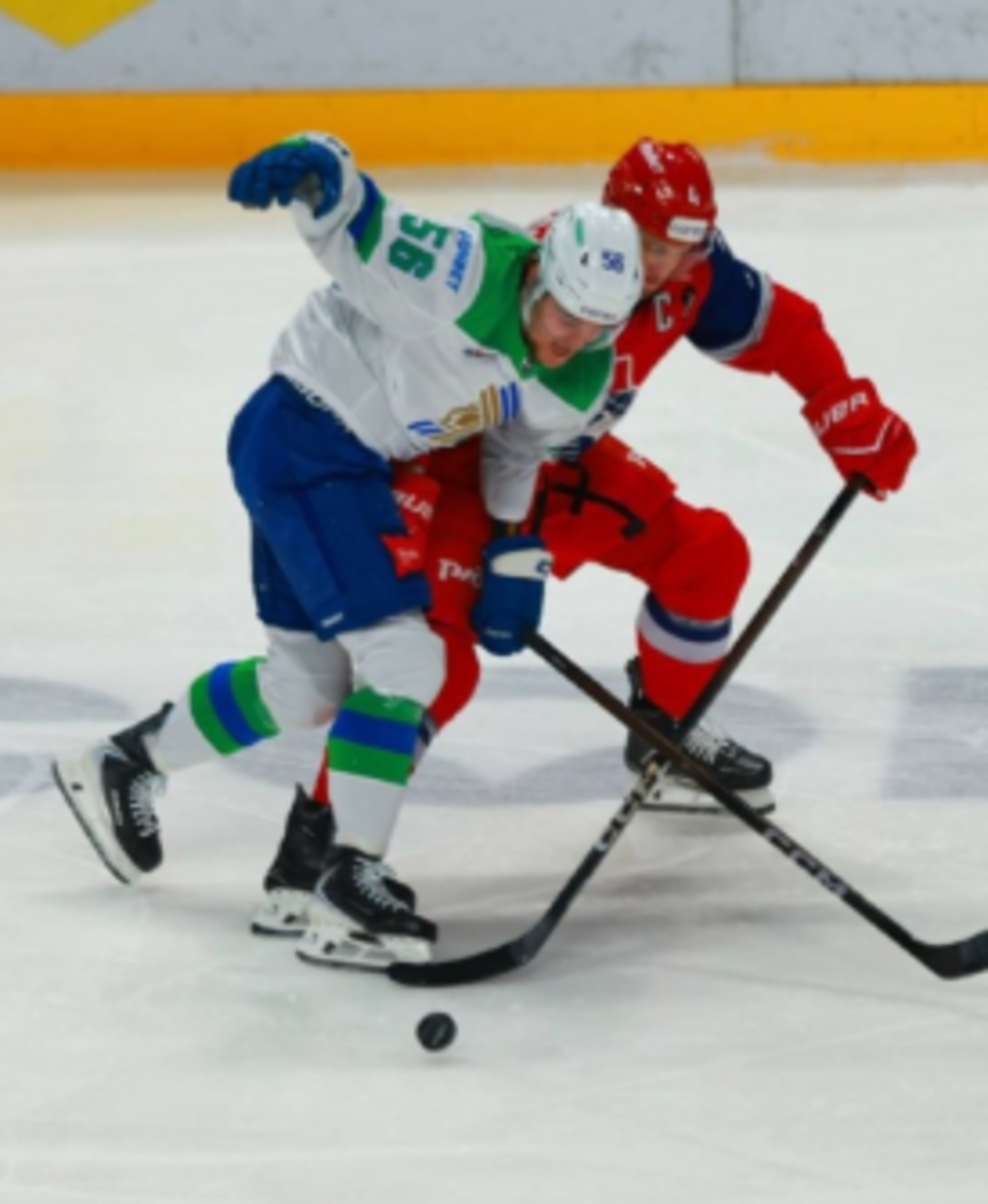 «Салават Юлаев» уступил в овертайме «Локомотиву»