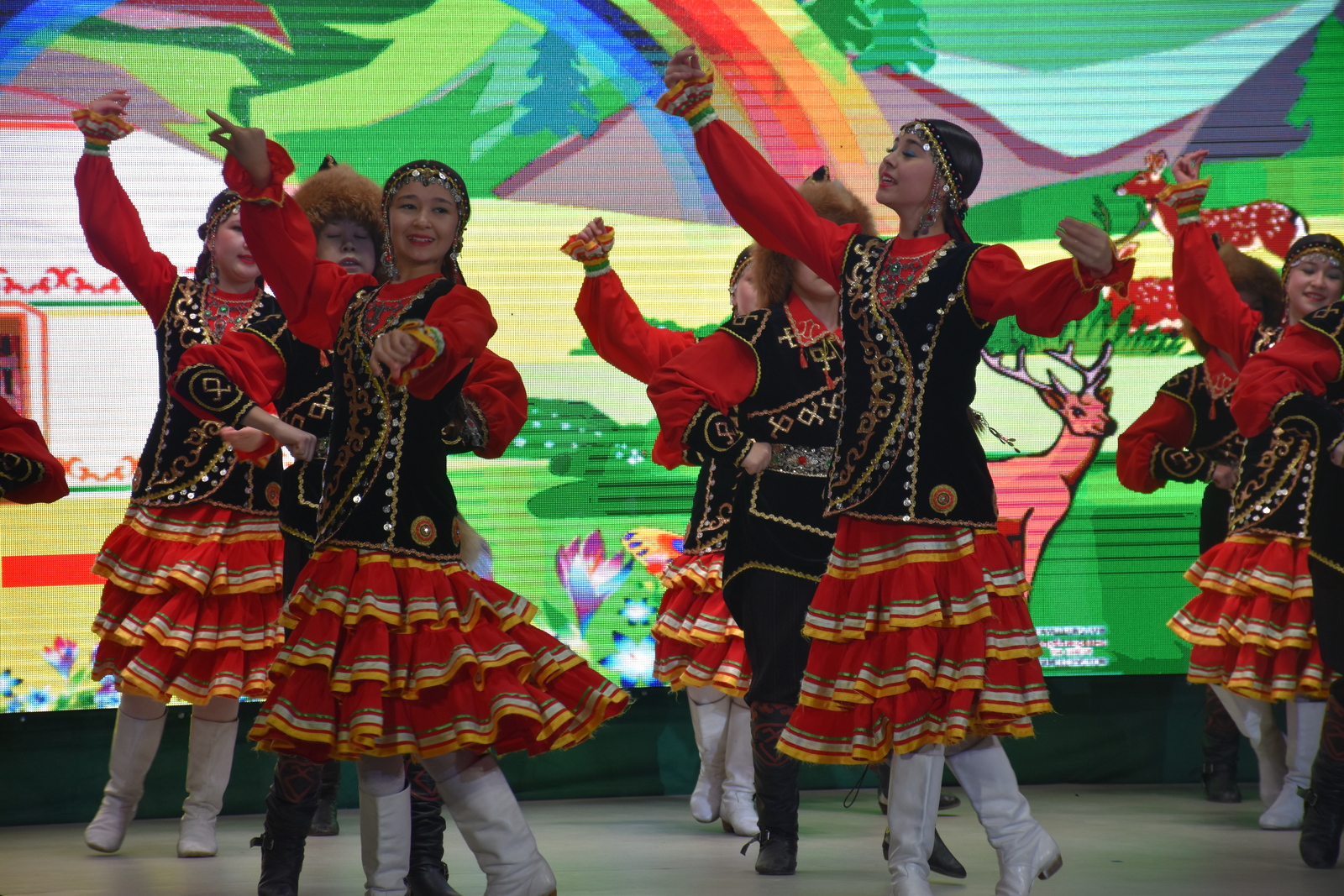 Хайбуллинцы сильны в многонациональном единстве и крепких семьях