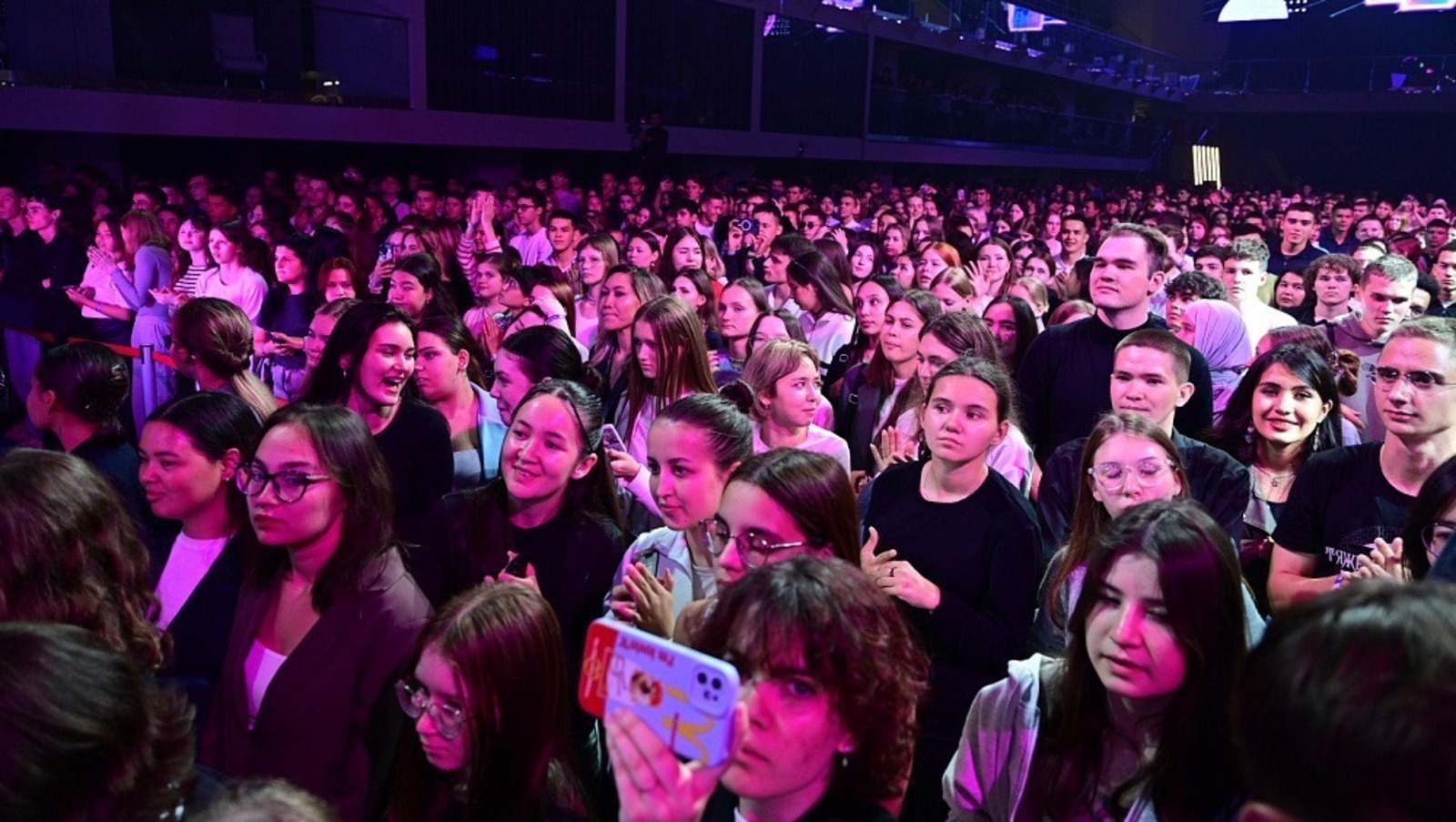 Башкирия поддержит студентов, обучающихся за пределами региона