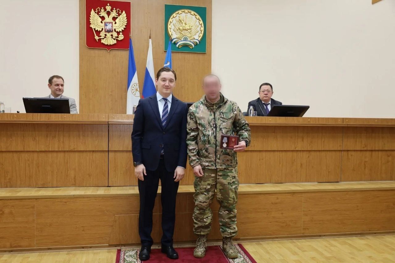 Президент РФ подписал указ о награждении участников СВО из Башкирии