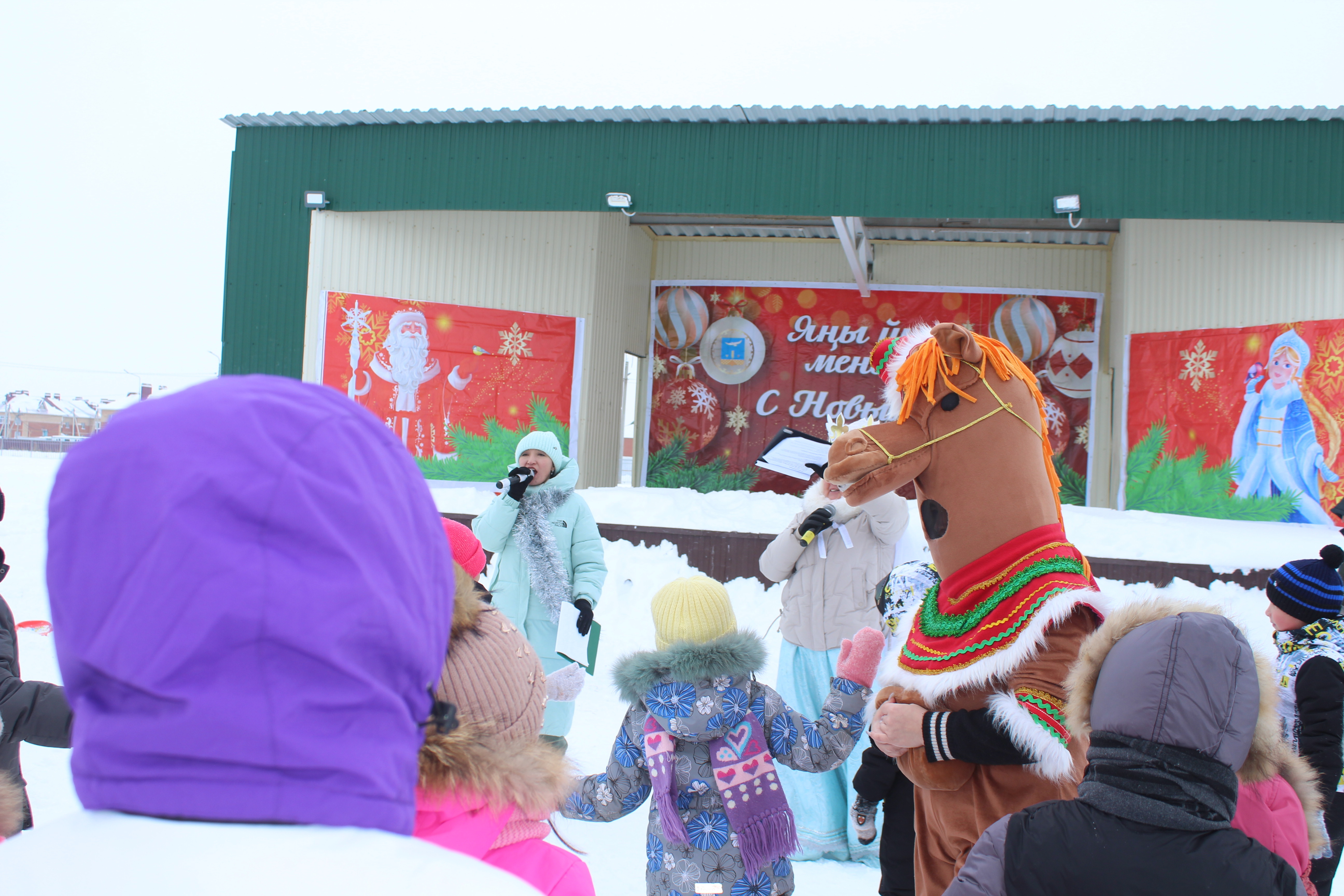 Елка смеха и радости