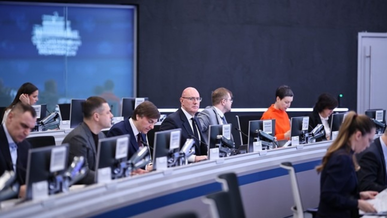 Радий Хабиров принял участие в совещании Дмитрия Чернышенко по итогам 2025 года