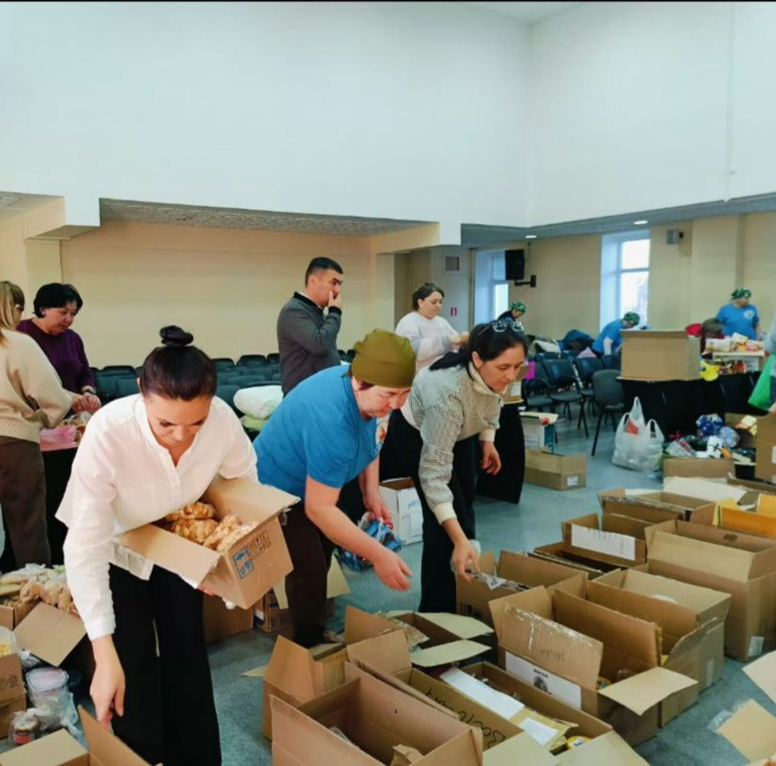 Новогодние подарки бойцам