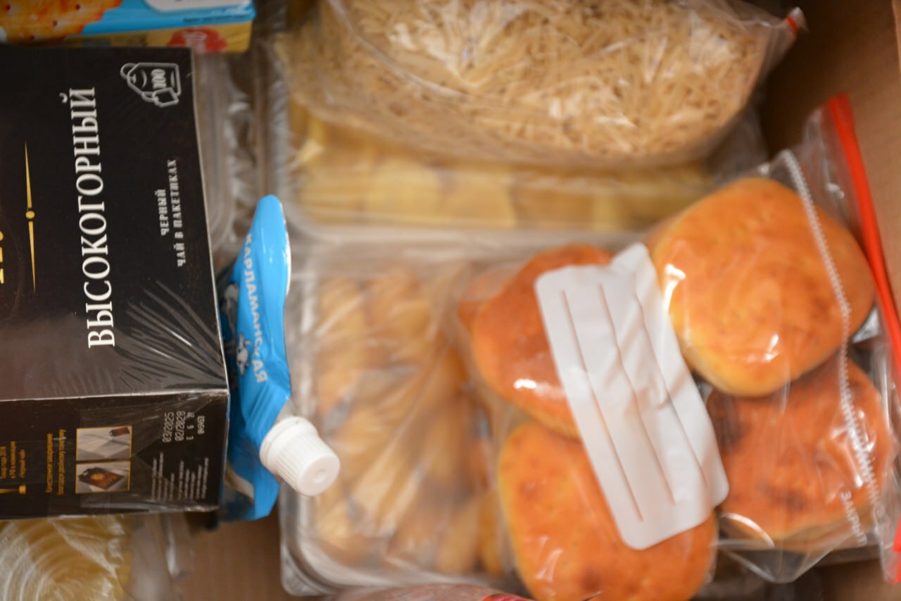 Новогодние подарки бойцам