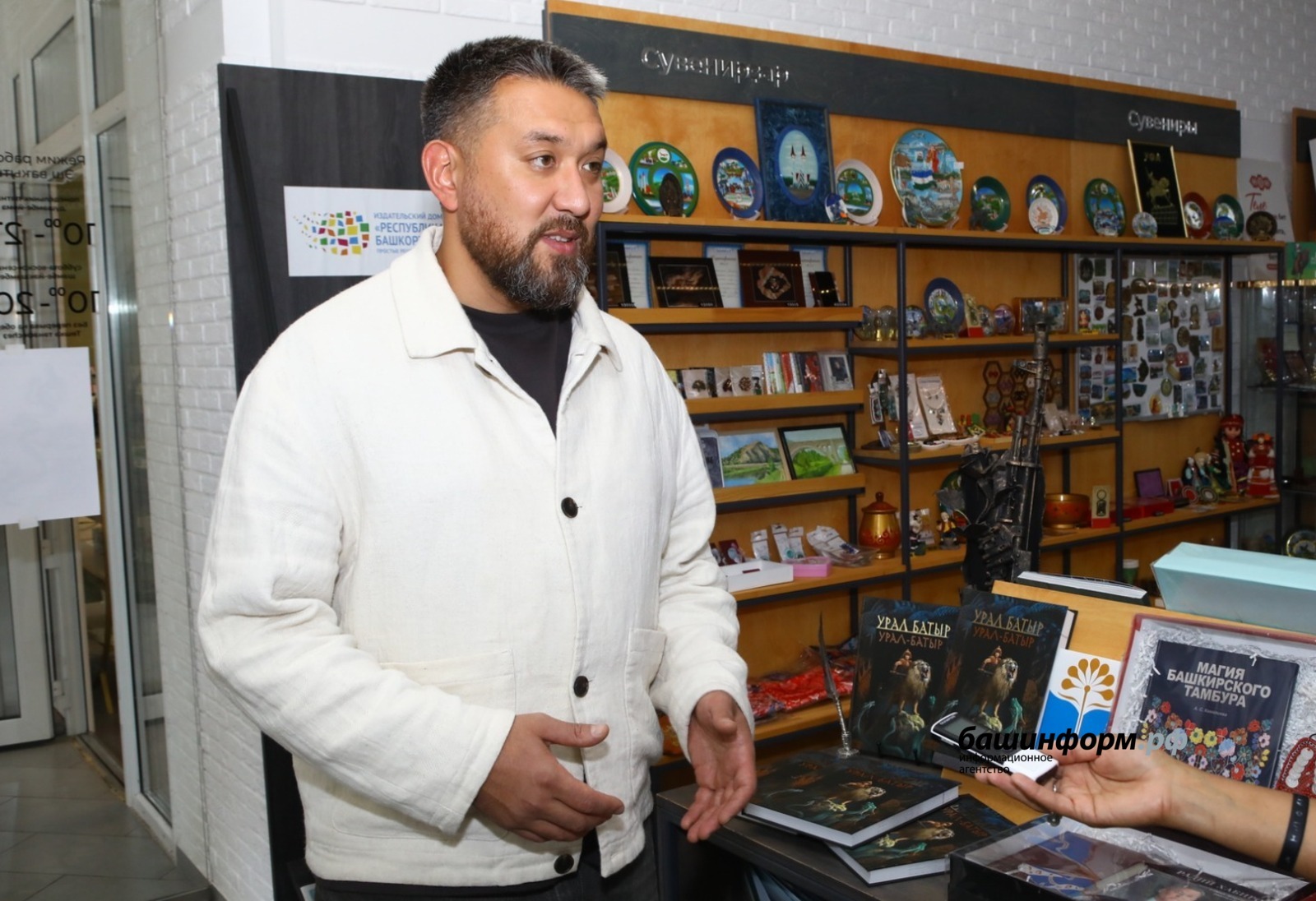 Солист AY YOlA рассказал о миссии группы и выступлении на Интервидении-2025