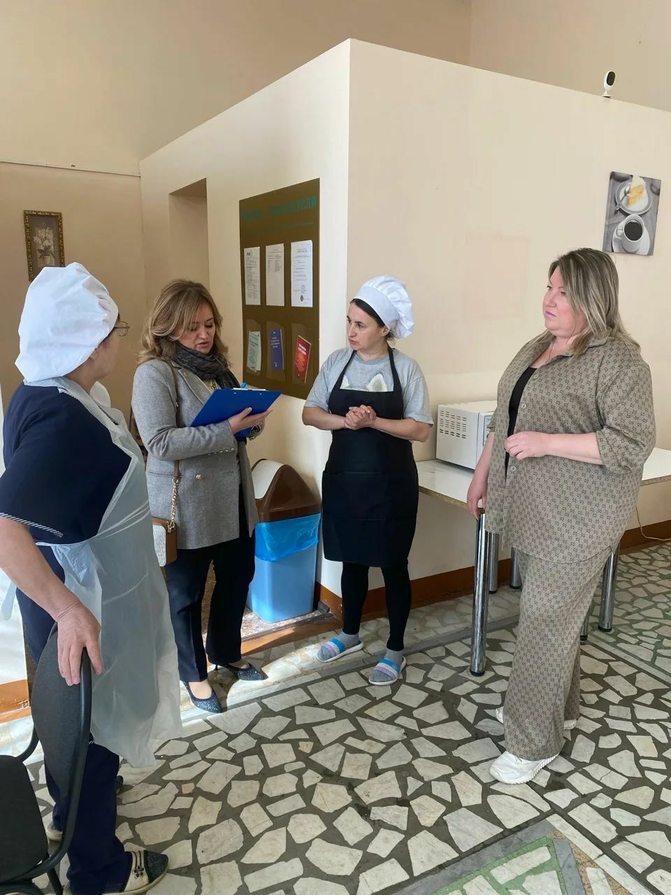 В Башкирии запустили опрос среди родителей учеников начальной школы