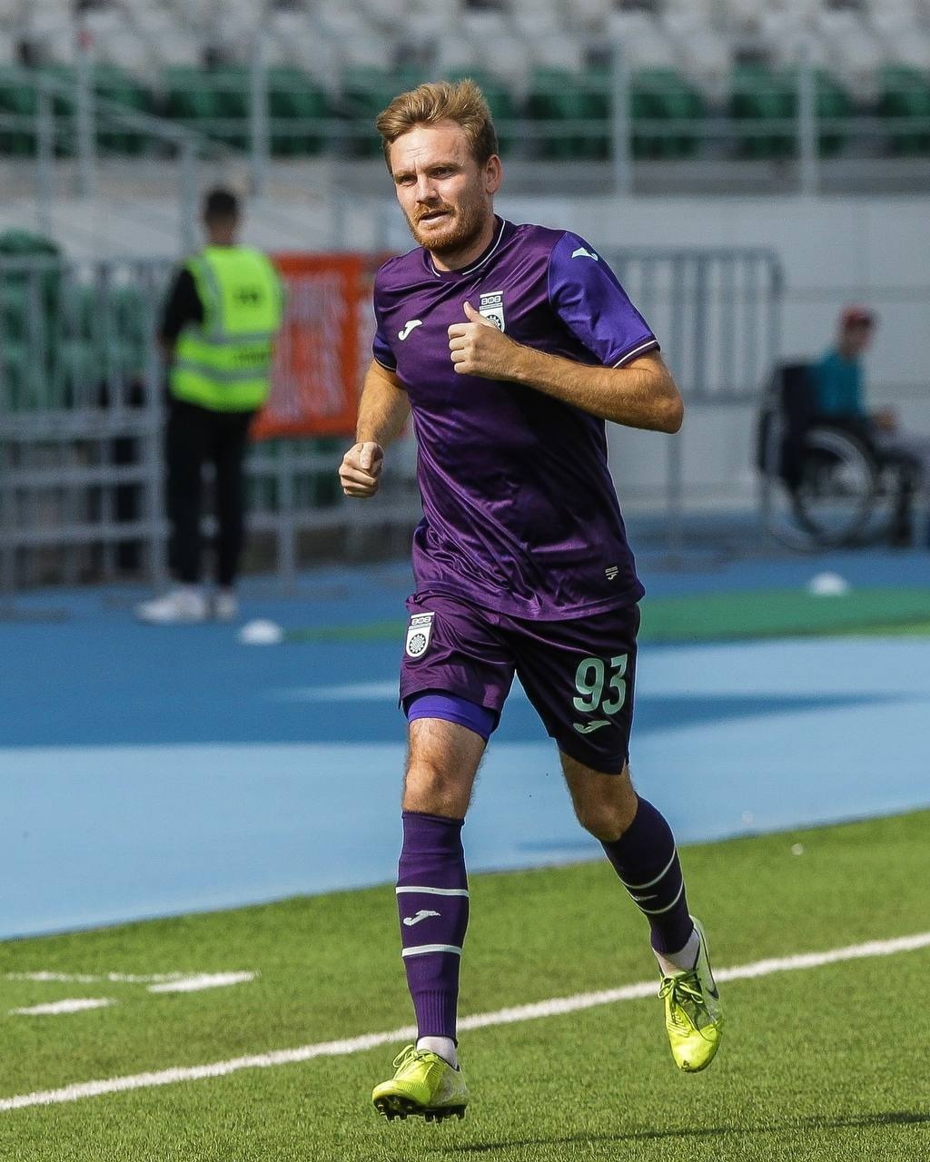 Футбольный клуб «Уфа» покинули сразу два игрока