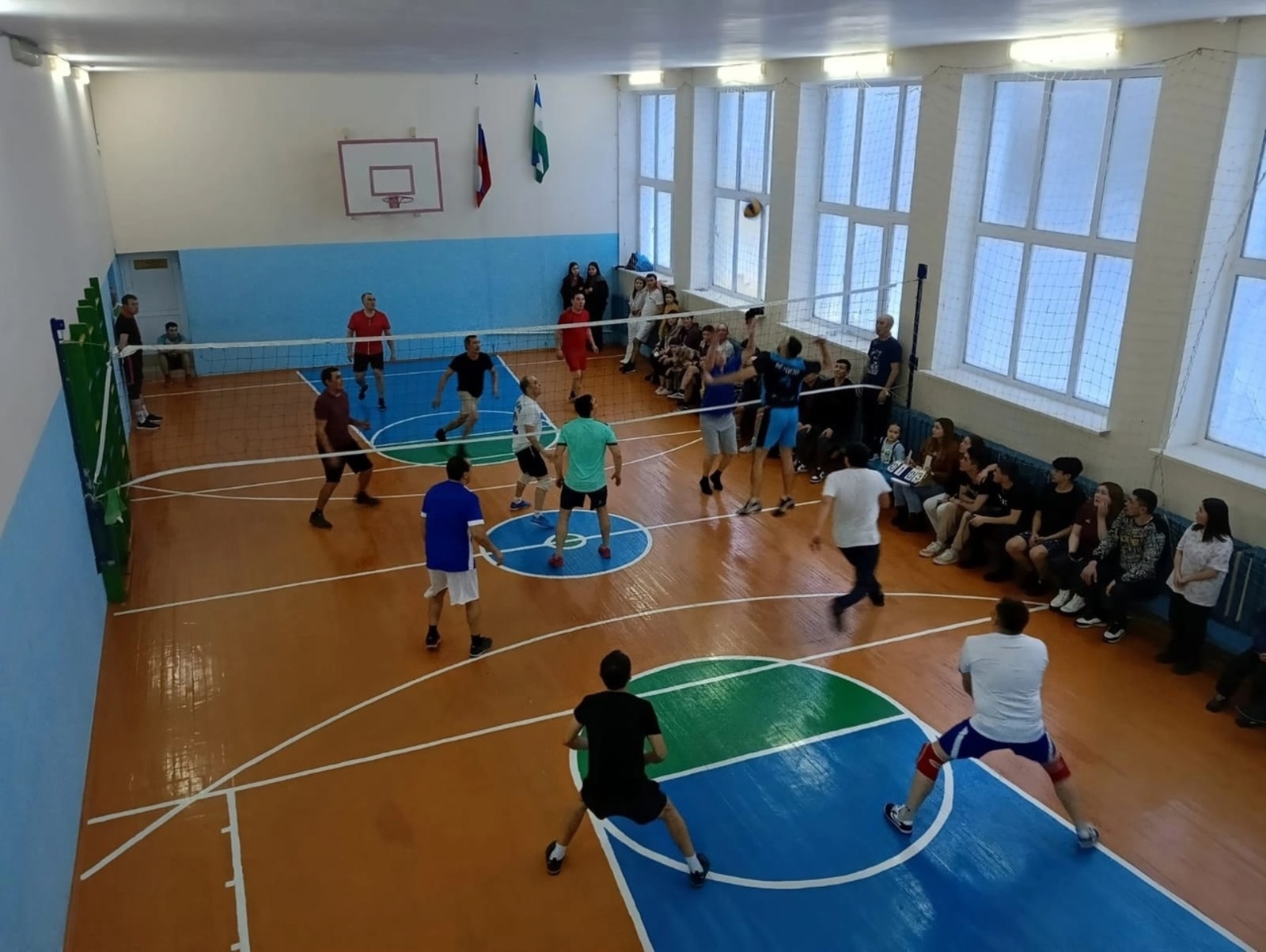 В селе Ивановка прошли ежегодные соревнования по волейболу на кубок Главы сельского поселения