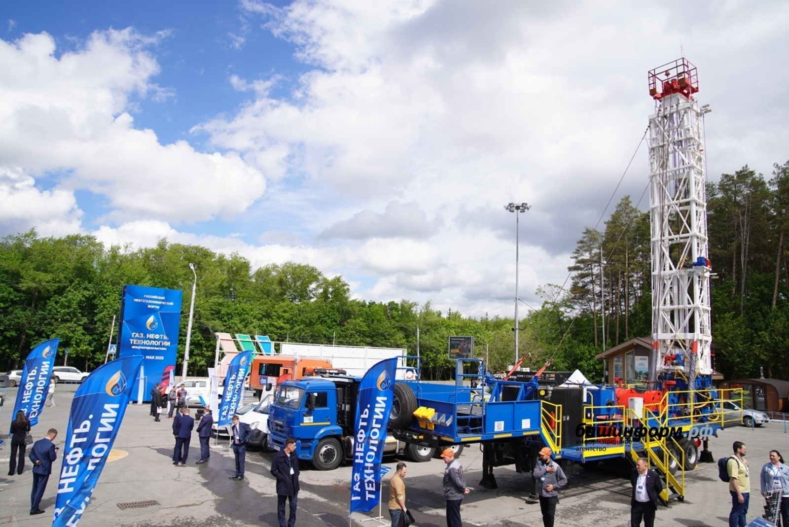 Башкирия провела нефтегазовый форум, доставила на СВО 150-й гумконвой