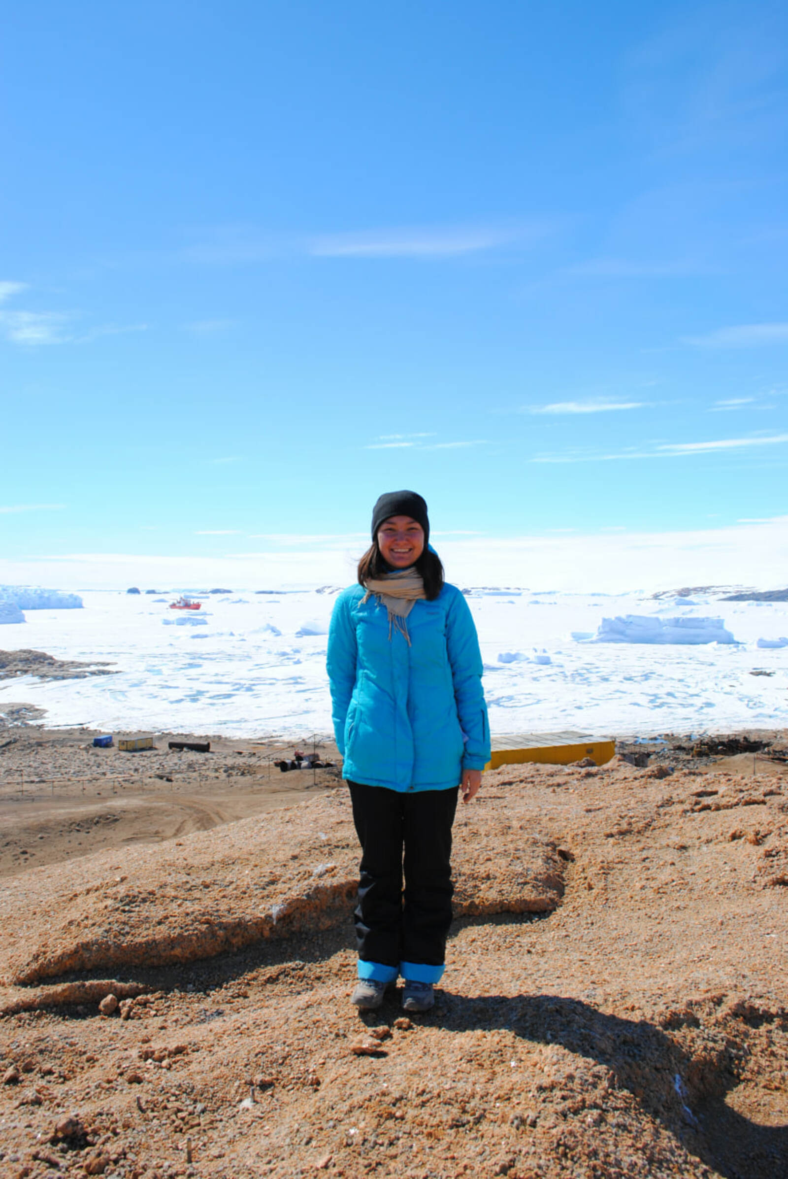 Океан, небо и Она…