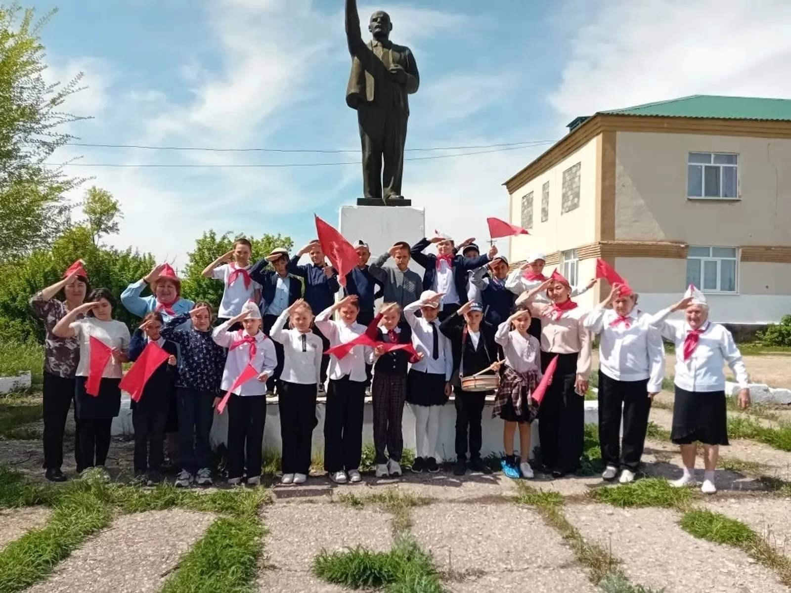 Будь готов! Всегда готов!