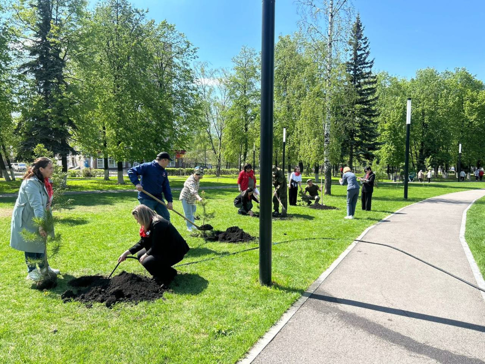 В Уфе появилась новая аллея «Семь девушек»