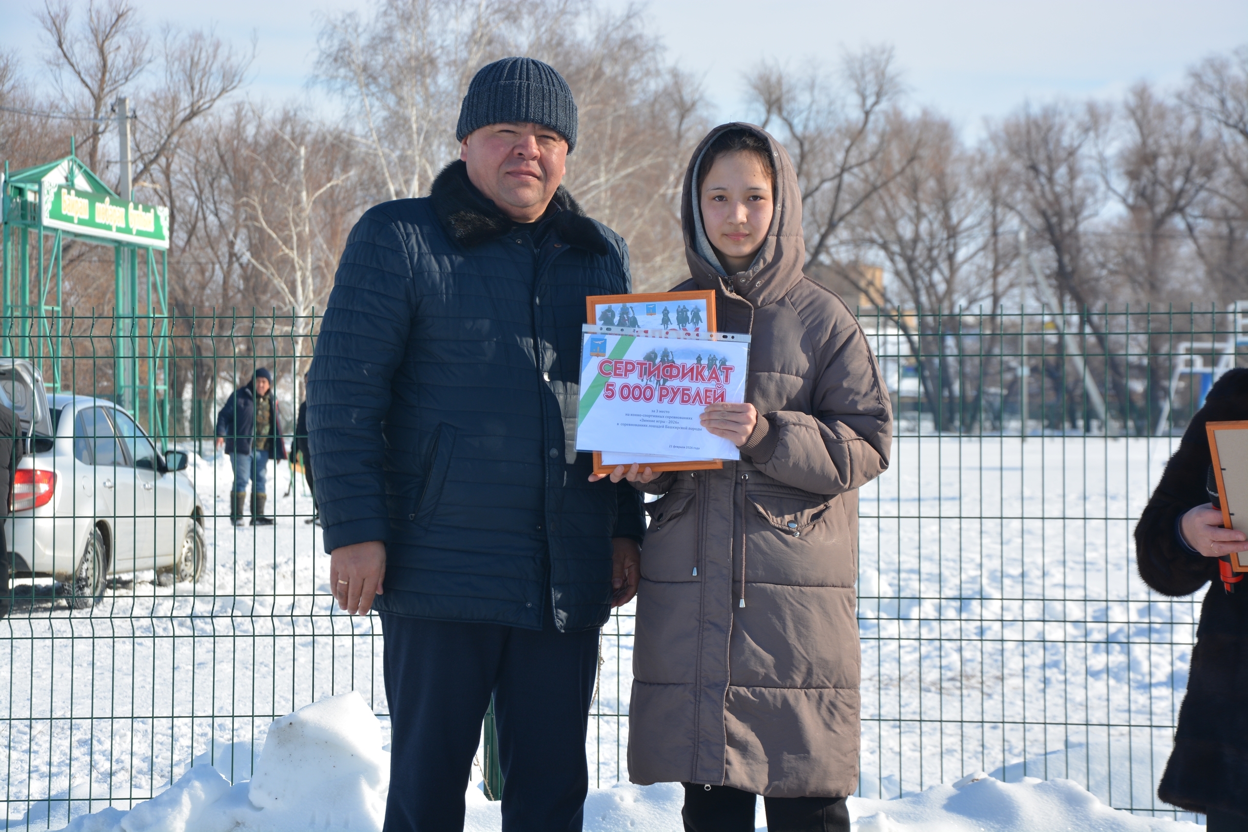 Думаете, конный спорт - это только для мужчин? А вот и нет!