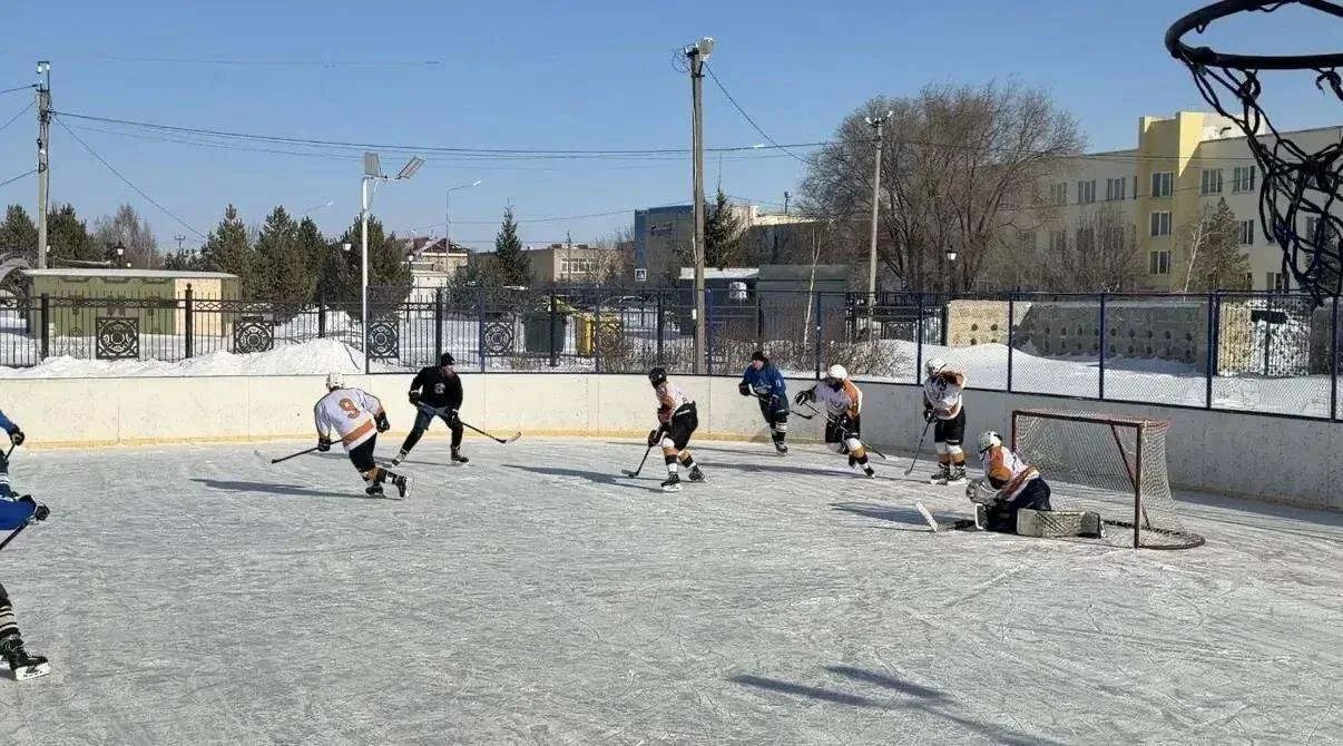 Команда «Башмеди» стала победителем хоккейного турнира в Хайбуллинском районе