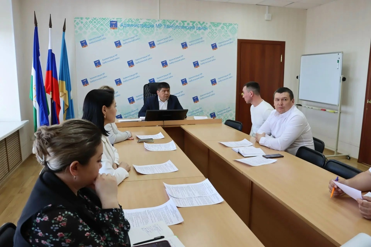 Спорт, выпечка и поддержка: о чем говорили на «Предпринимательском часе»